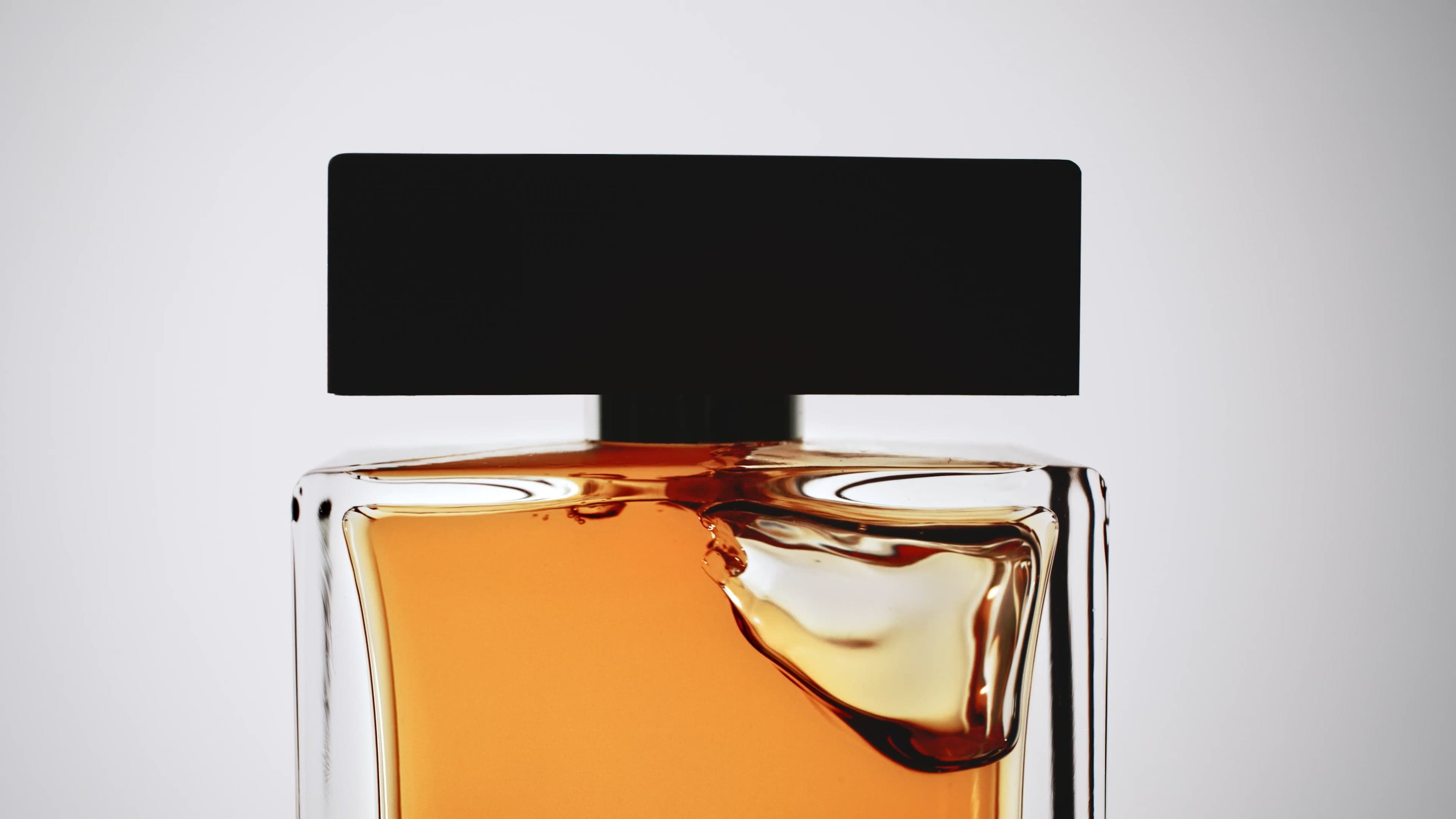 D&G Beauty - Holiday